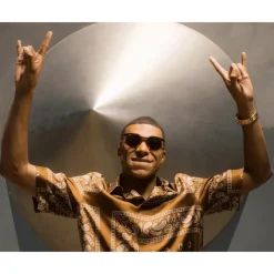 Lunettes de soleil Oakley HSTN Kylian Mbappé Signature Series Sark Amber Light Curry Prizm Tungsten