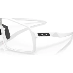 Lunettes de soleil Oakley Sutro Matte White Clear to Black Iridium Photochromic