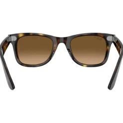 Lunettes de soleil Ray Ban RB4340 Wayfarer Ease Polished Havana Gradient Brown Polar