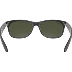 Lunettes de soleil Ray Ban RB2132 New Wayfarer Classic Matte Rubber Black Green G-15