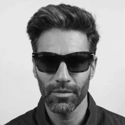 Lunettes de soleil Serengeti Winona Shiny Red Streaky Mineral Polarized 555nm