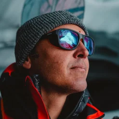 Lunettes de soleil Smith Embark Matte Black Chromapop Glacier Photochromic Copper Blue Mirror