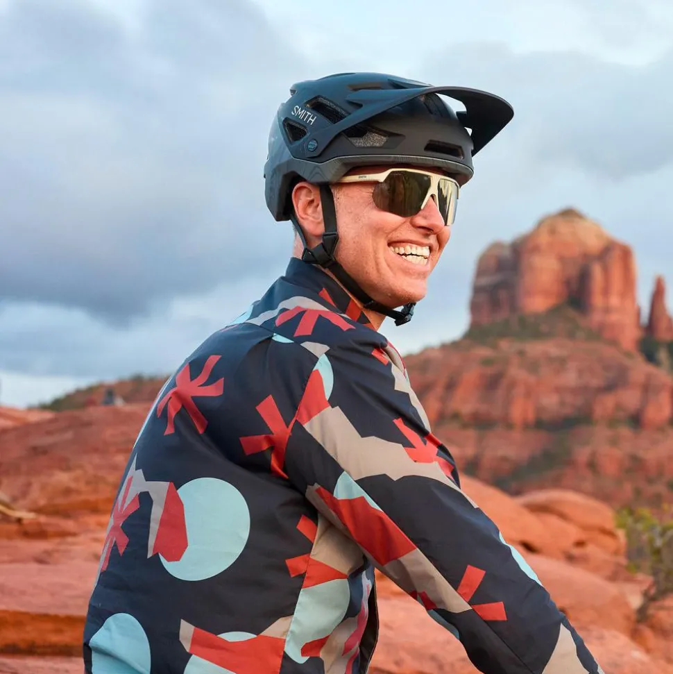 Lunettes de soleil Smith Motive Matte Bone Chromapop Black Gold Mirror